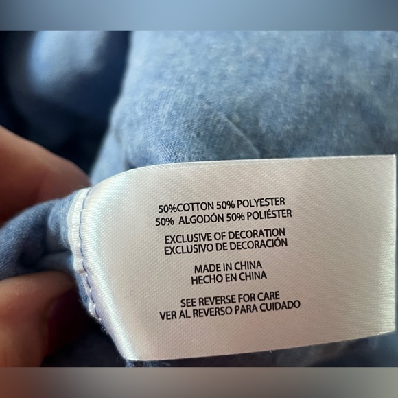 Eddie Bauer Women’s Blue Quilted Swearshirt - Picture 11 of 12